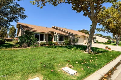 /international/us/18108-village-18-camarillo-ca-110110352072/