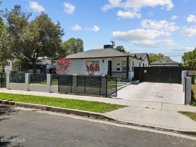 /international/us/8787-colbath-avenue-panorama-city-ca-110108352865/