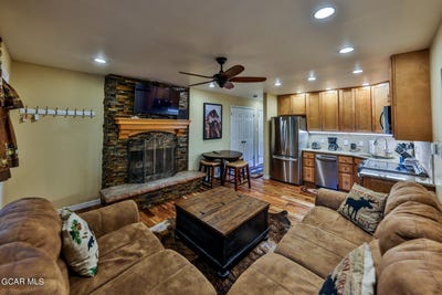 /international/us/432-hi-country-drive-unit-15-winter-park-co-110100131827/