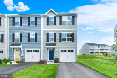 /international/us/222-hamilton-lane-coatesville-pa-110108496354/
