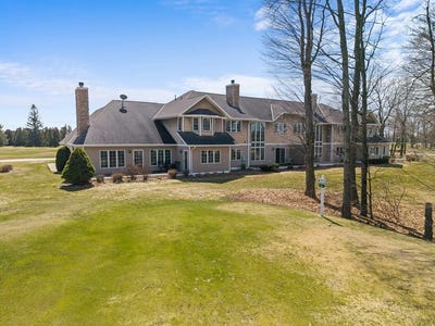 /international/us/7681-bonnie-brae-dr-baileys-harbor-wi-110107316329/