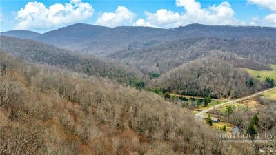 /international/us/tbd-2-three-top-road-todd-nc-110120583764/