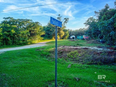 /international/us/27125-county-road-54-daphne-al-110101052371/