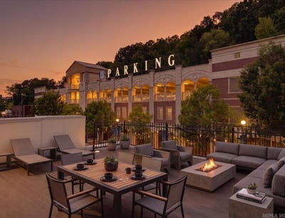 /international/us/121-exchange-street-hot-springs-ar-110109595771/
