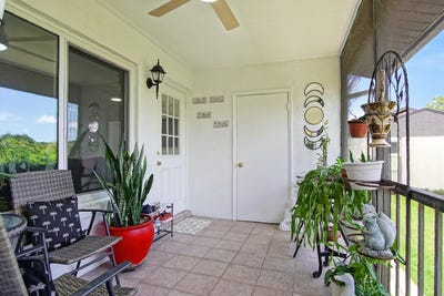 /international/us/5930-whispering-pine-way-greenacres-fl-110108533918/