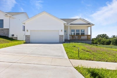 /international/us/612-w-walnut-place-norwalk-ia-110097109977/