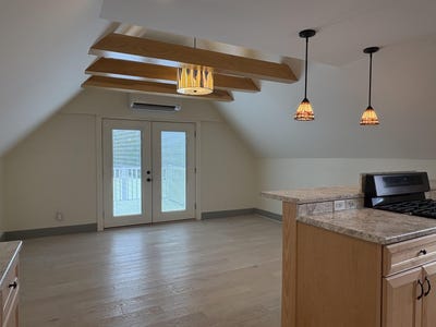 /international/us/143-s-main-street-waterbury-vt-110105110426/