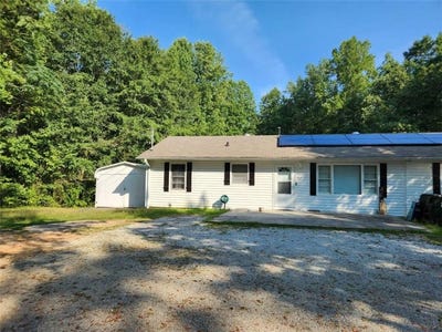 /international/us/389-collins-road-toccoa-ga-110108107736/