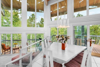/international/us/239-antler-ridge-lane-snowmass-village-co-110108010289/