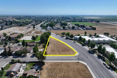 /international/us/tuolumne-street-parlier-ca-110108070030/