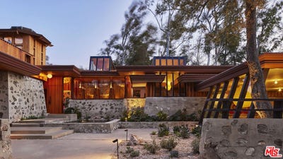 /international/us/126-summit-rd-la-verne-ca-110108684132/