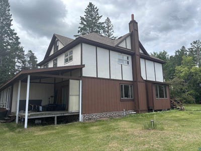 /international/us/6330-mitchell-rd-iron-river-wi-110108221896/