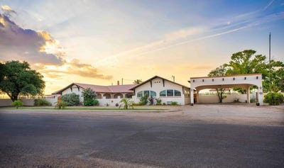 /international/us/1510-w-school-street-stanton-tx-110107960616/