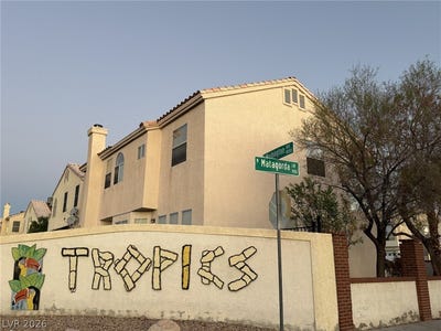 /international/us/8108-rio-de-janeiro-drive-las-vegas-nv-110110405623/
