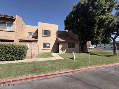 /international/us/222-w-brown-road-mesa-az-110119949264/