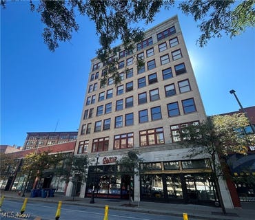 /international/us/750-prospect-avenue-e-cleveland-oh-110107388582/