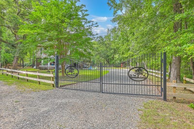 /international/us/100-canal-road-saint-george-sc-110099327174/