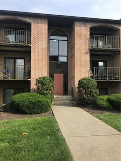 /international/us/897-cold-spring-road-lower-macungie-twp-pa-110108933619/