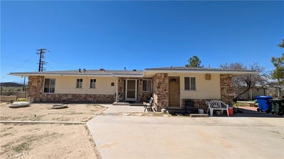 /international/us/18510-seneca-road-apple-valley-ca-110098153966/
