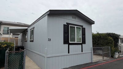 /international/us/8191-calabash-ave-fontana-ca-110106280993/?lang=fr