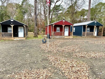 /international/us/212-wildwood-drive-burkeville-tx-110105929870/
