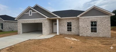 /international/us/131-edgewood-trail-headland-al-110106117841/
