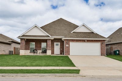 /international/us/2140-periwinkle-place-centerton-ar-110120714176/