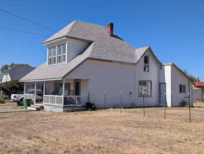 /international/us/566-n-fairview-ave-burns-or-110098150851/