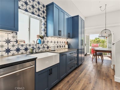 /international/us/3506-blossom-lane-redondo-beach-ca-110106473850/