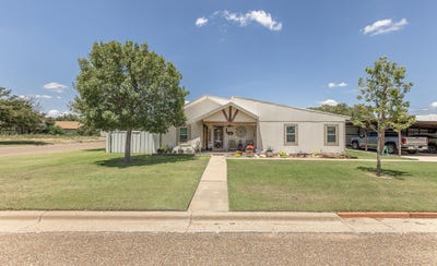 /international/us/450-s-12th-street-slaton-tx-110101238167/