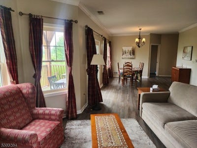 /international/us/7-11-maple-cres-vernon-twp-nj-110100303203/