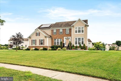 /international/us/9-endeavor-boulevard-east-windsor-nj-110100838572/