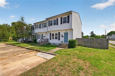/international/us/3017-herrmann-court-virginia-beach-va-110107435423/