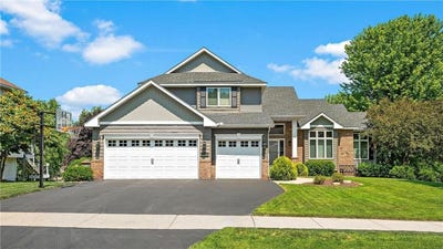 /international/us/12358-chesholm-lane-eden-prairie-mn-110101008609/