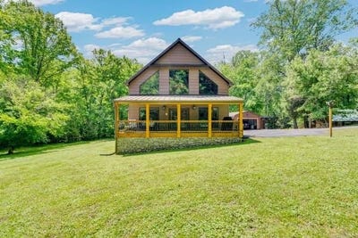 /international/us/825-shady-place-smithville-tn-110107930838/