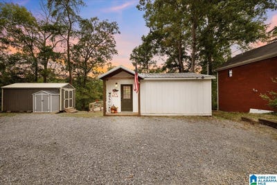 /international/us/200-county-road-133-bremen-al-110110365337/