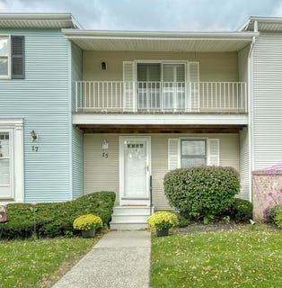 /international/us/15-southfield-drive-webster-ny-110120424782/