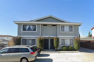 /international/us/14891-van-buren-midway-city-ca-110108208713/