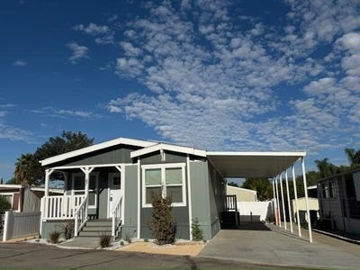 /international/us/22111-newport-ave-grand-terrace-ca-110101475727/