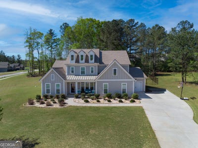 /international/us/660-genesee-point-newnan-ga-110119958914/