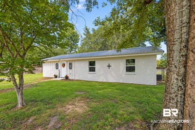 /international/us/1901-elaine-avenue-bay-minette-al-110120019276/