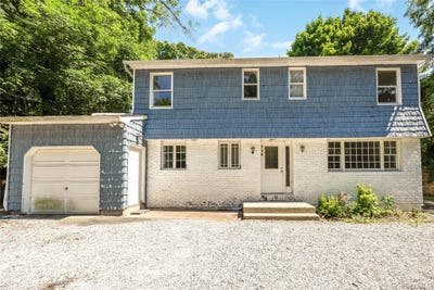 /international/us/216-woodbury-road-woodbury-ny-110109332557/