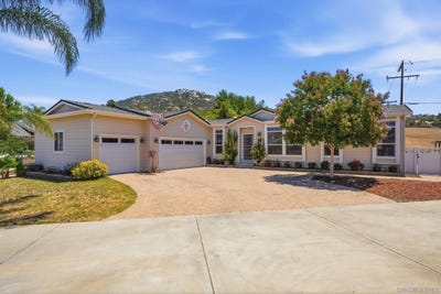 /international/us/2239-black-canyon-rd-167-ramona-ca-110108610363/