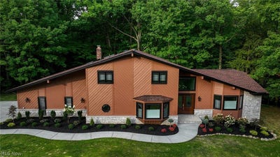 /international/us/6567-queens-way-brecksville-oh-110109743352/