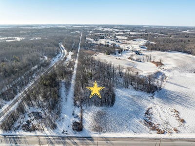 /international/us/hager-road-denmark-wi-110105223470/