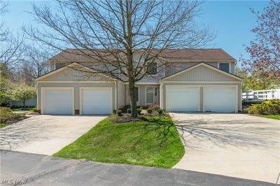 /international/us/106-maria-drive-bedford-oh-110107547070/