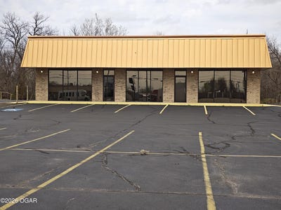 /international/us/800-w-12th-street-lamar-mo-110106310337/