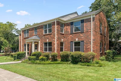 /international/us/2502-mountain-brook-circle-mountain-brook-al-110101004250/