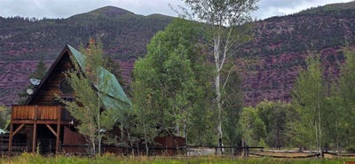 /international/us/605-county-road-23-ridgway-co-110102357788/