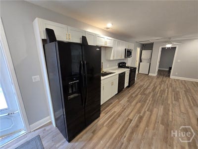 /international/us/26-chatham-street-savannah-ga-110108207344/